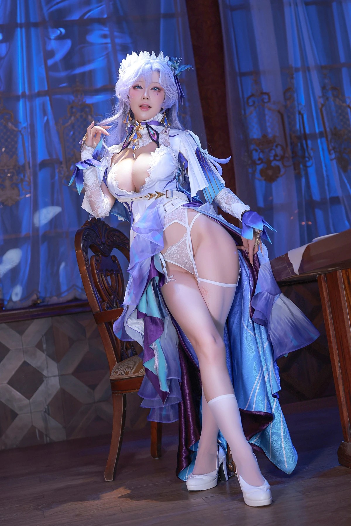 水淼Aqua演绎鳴潮Cantarella Cosplay作品集