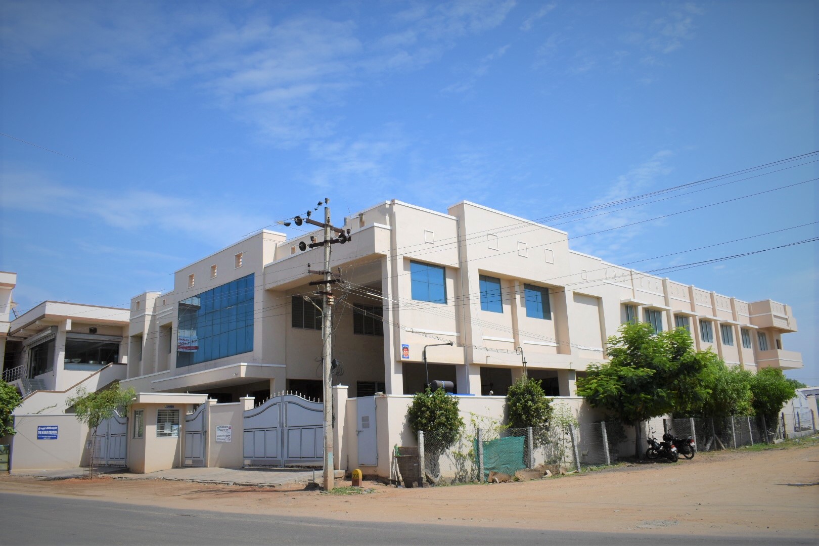 THE KARUR CREATION Manufacturers and Exporters of HOME TEXTILES