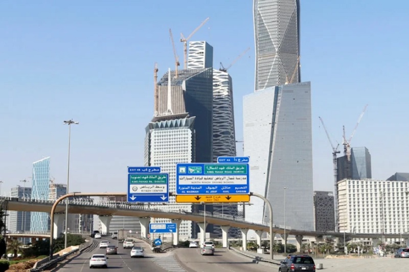 Saudi’s Asks Firms To Move To Riyadh, Challenges Dubai Kashmir Observer