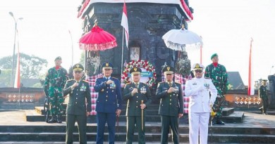 Jelang HUT ke-80 TNI, Kodam IX/Udayana Gelar Ziarah Nasional di TMP Pancaka Tirta: Kobarkan Semangat Juang Pahlawan