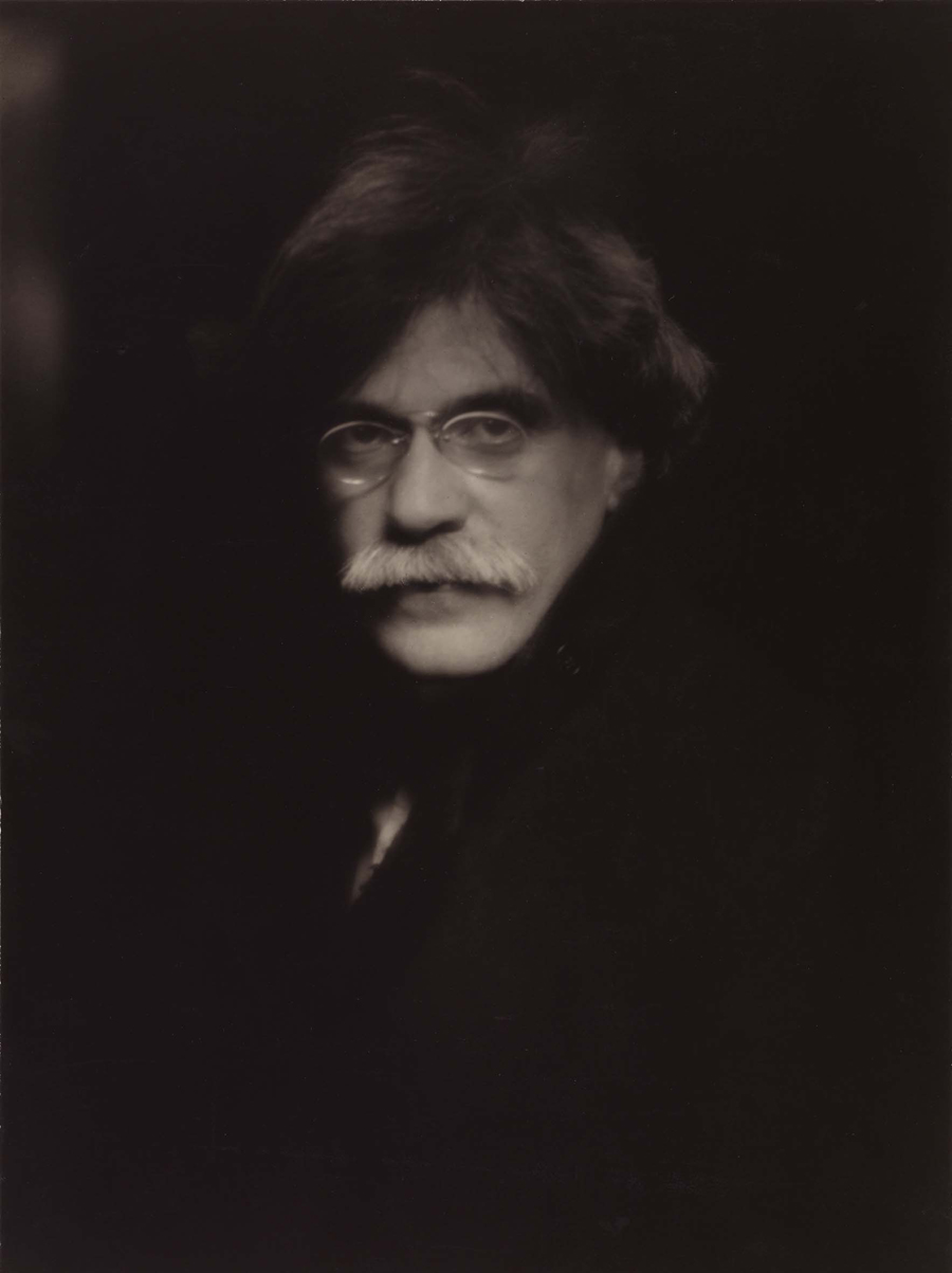 Alfred Stieglitz the first art photographer ! ART