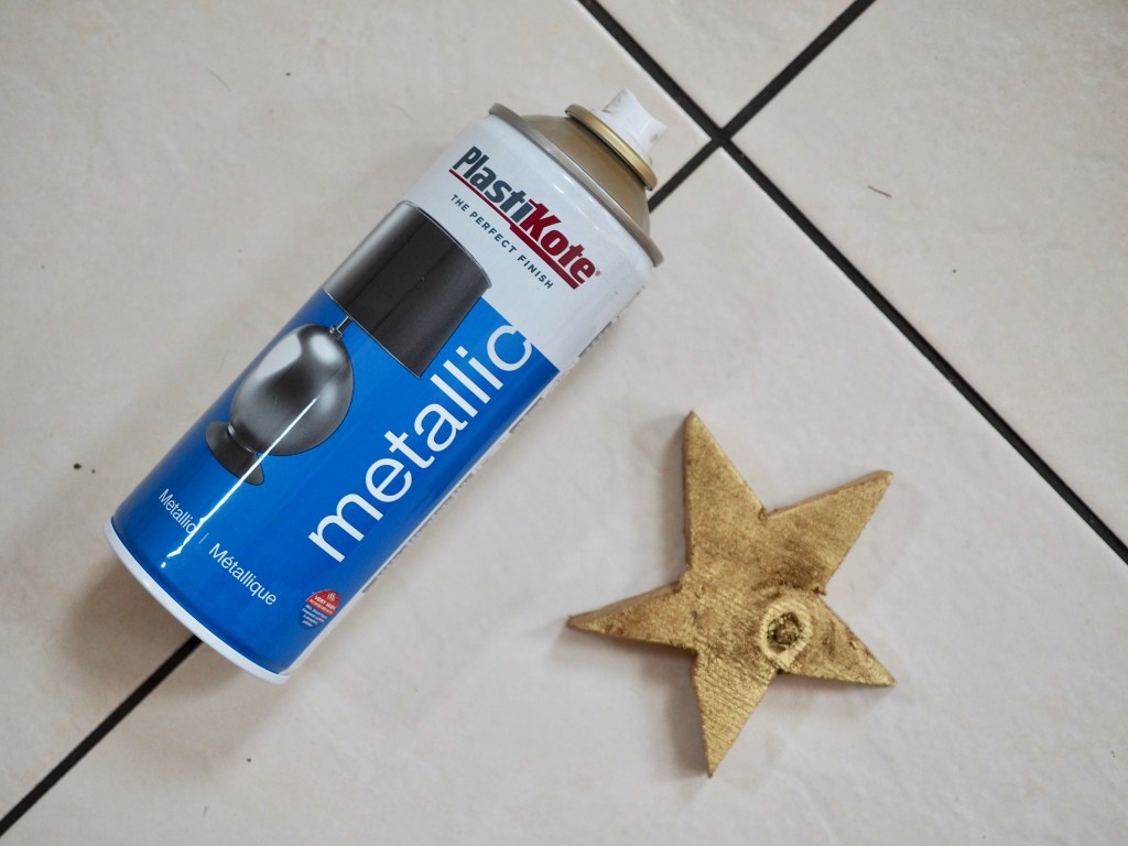 How to make a Christmas advent calendar from a wooden pallet