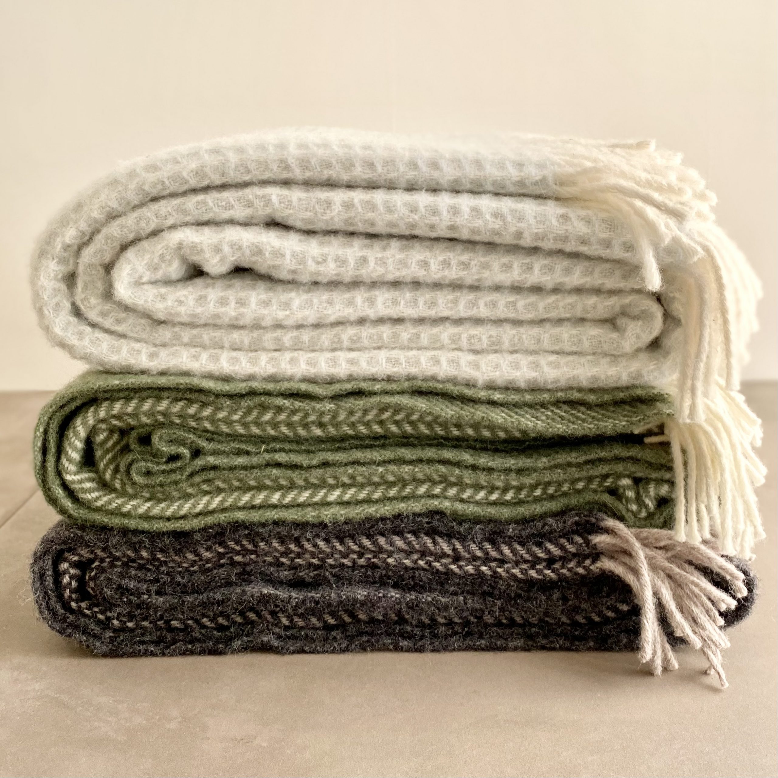 Pure New Wool Throw Kate Mell Flowers