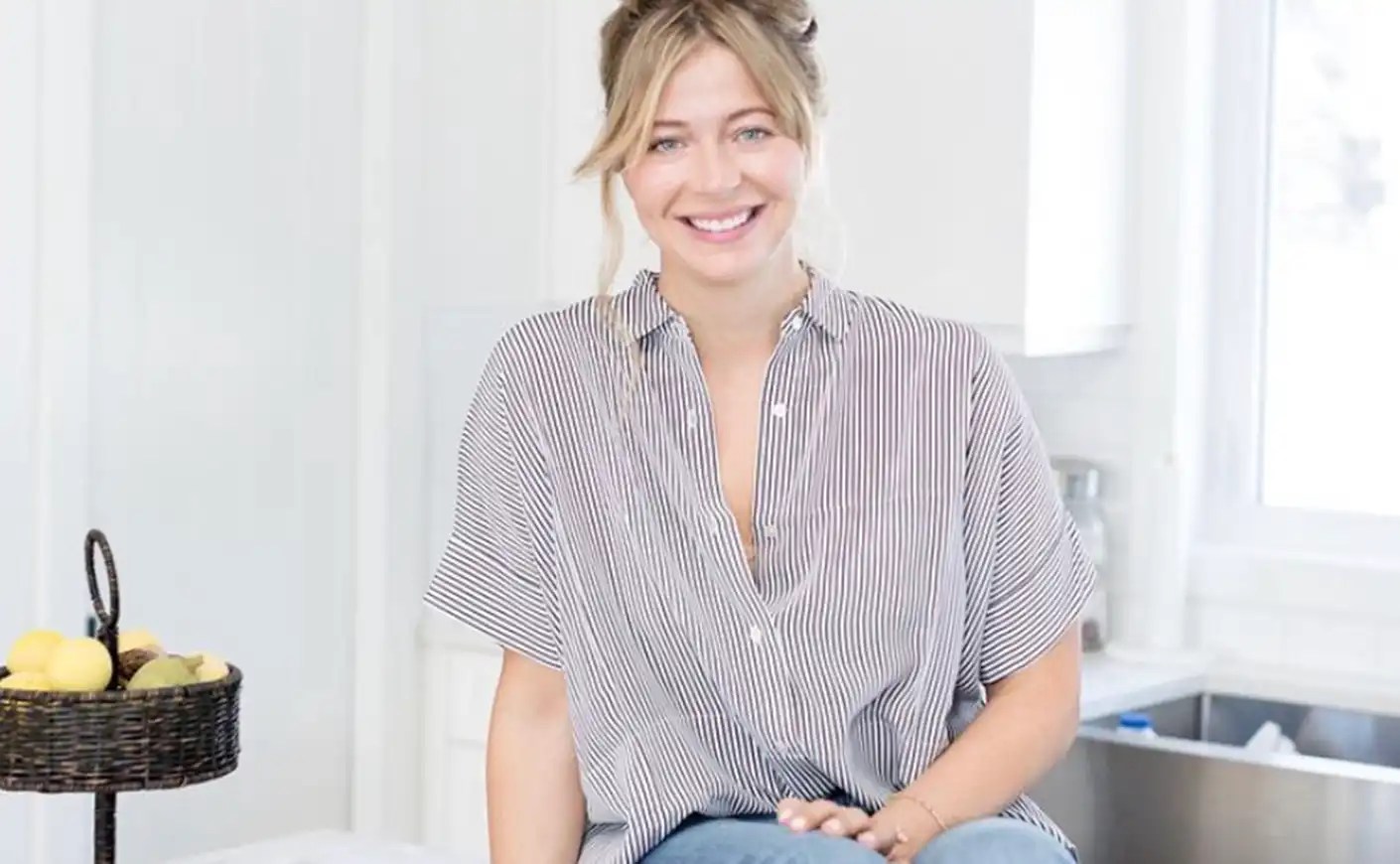 Here's the One Cleaning Product You Can Clean Your House With KCM