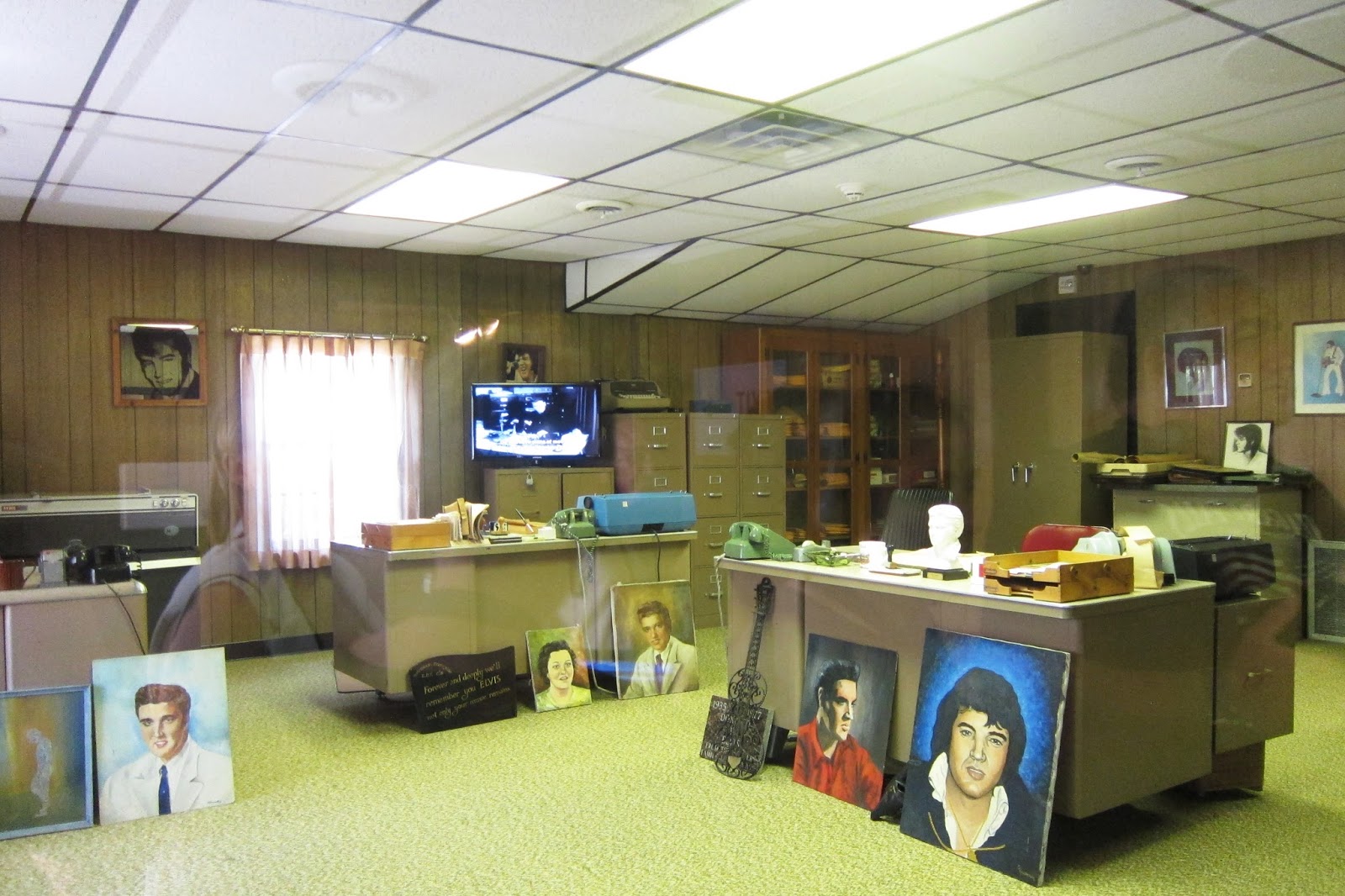 Elvis Presley’s Graceland Kat Masterson