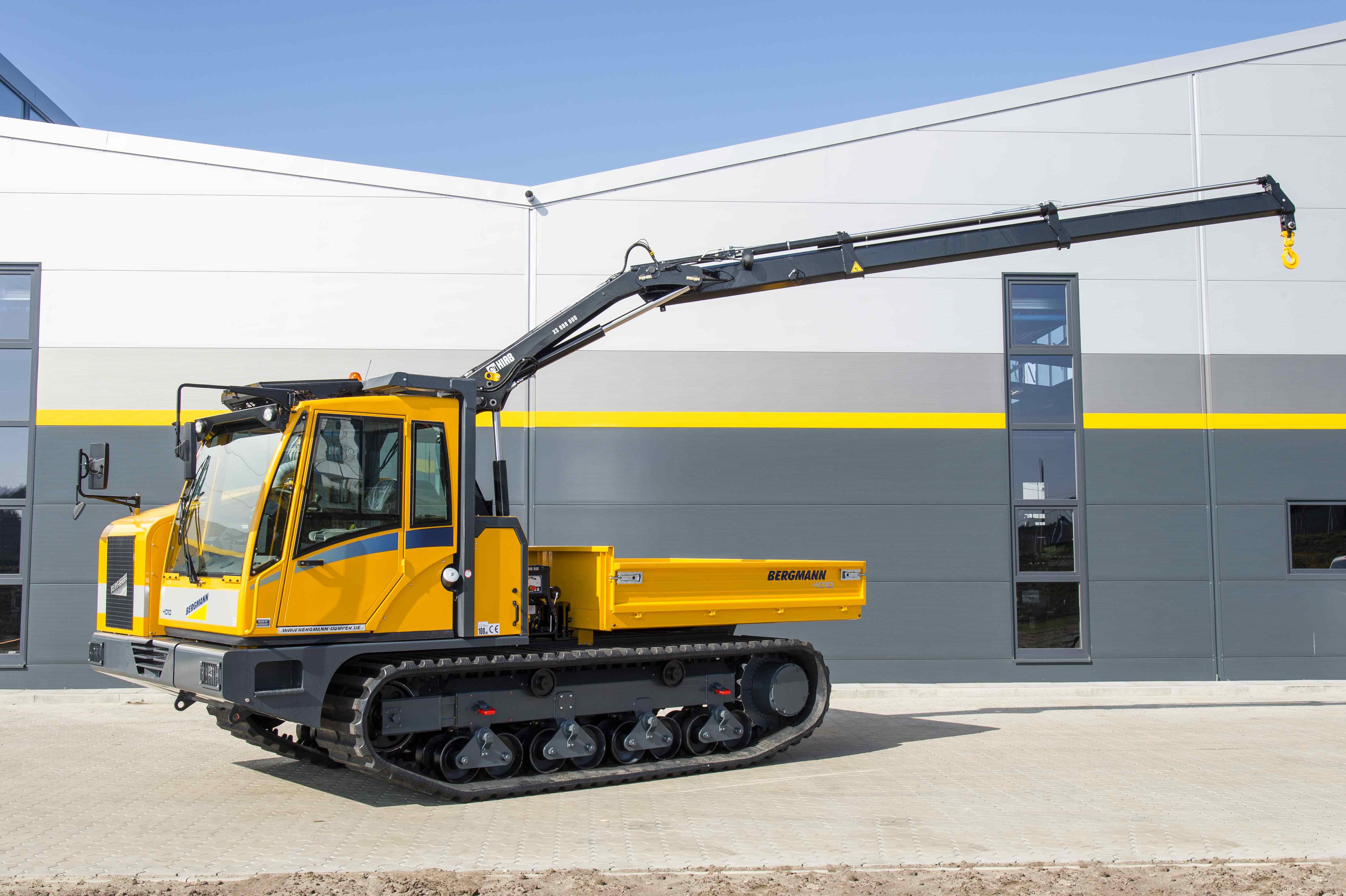 10T Tracked Dumper c/w crane Kattrak International Ltd