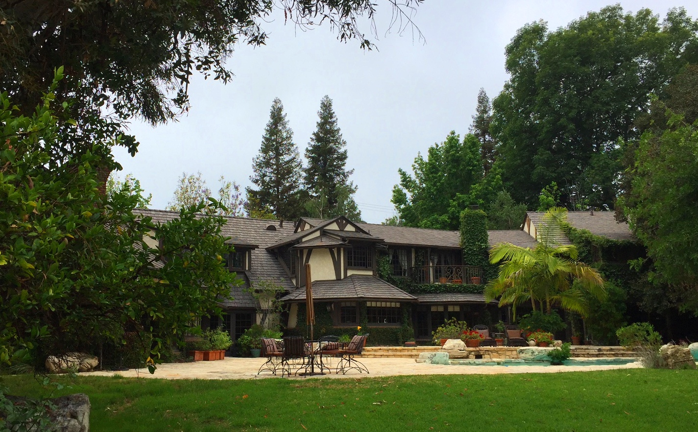 4546 White Oak Ave, Encino, CA 91316 Katya Real Estate