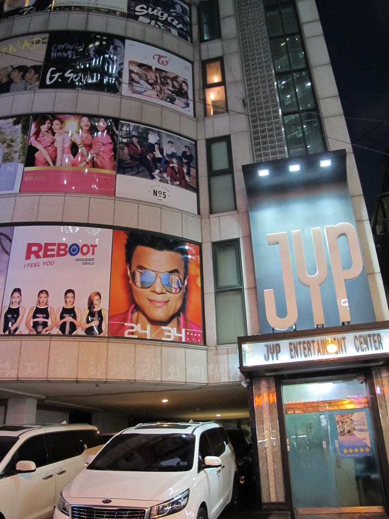 Exploring entertainment companies (SM, JYP, CUBE, FNC) at Cheongdam