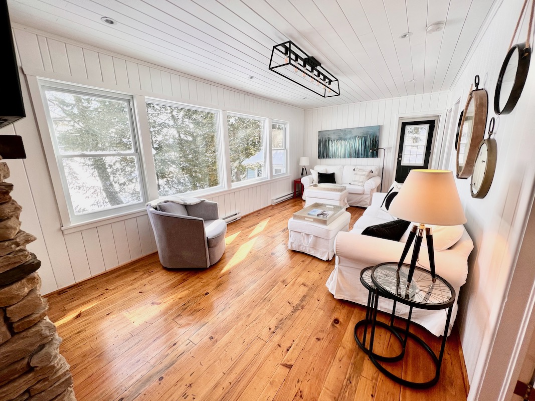 Chandos Lake Waterside Retreat Kawartha Cottage Vacations