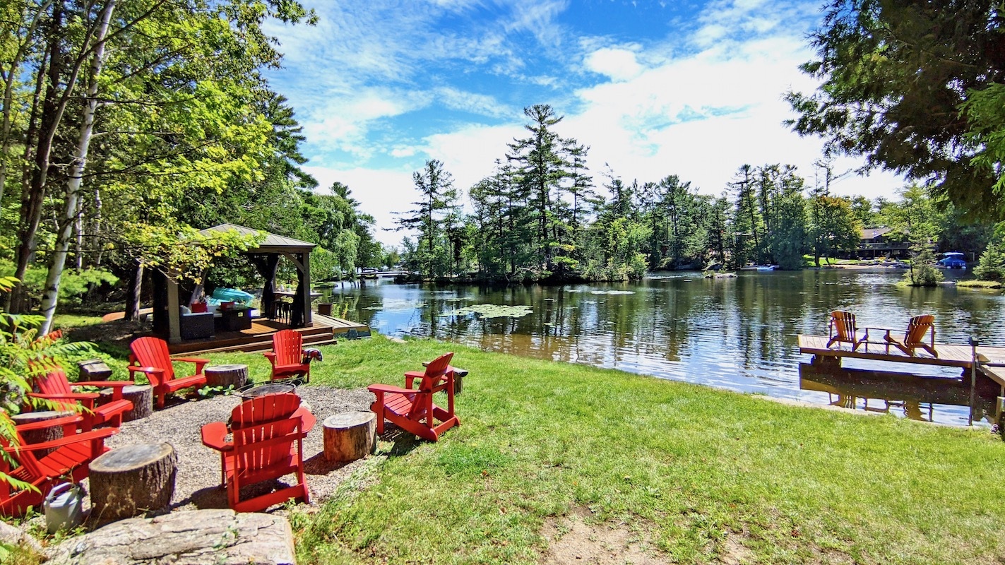 Waterfront Cottage Retreat on Buckhorn Lake Kawartha Cottage Vacations