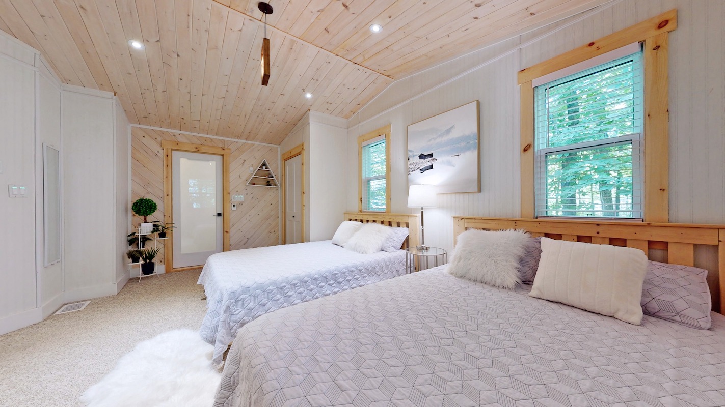 Waterfront Cottage Retreat on Buckhorn Lake Kawartha Cottage Vacations