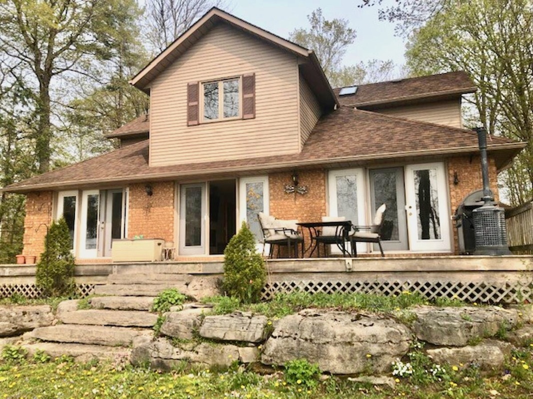 Luxury Waterfront Cottage on Pigeon Lake Kawartha Cottage Vacations