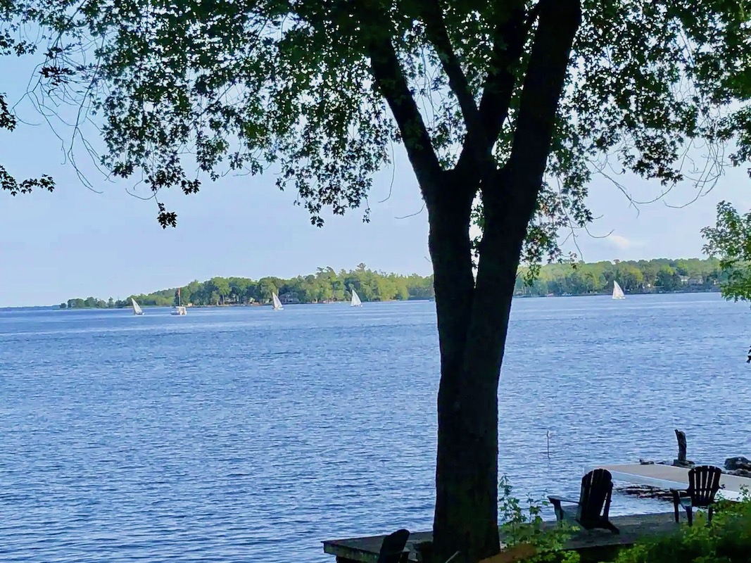 Luxury Waterfront Cottage on Pigeon Lake Kawartha Cottage Vacations