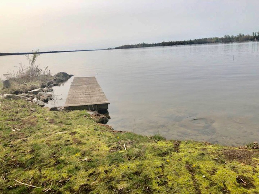 Luxury Waterfront Cottage on Pigeon Lake Kawartha Cottage Vacations