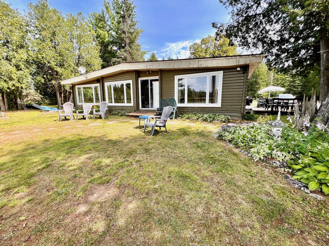 Lakeview Retreat By Four Mile Lake Kawartha Cottage Vacations