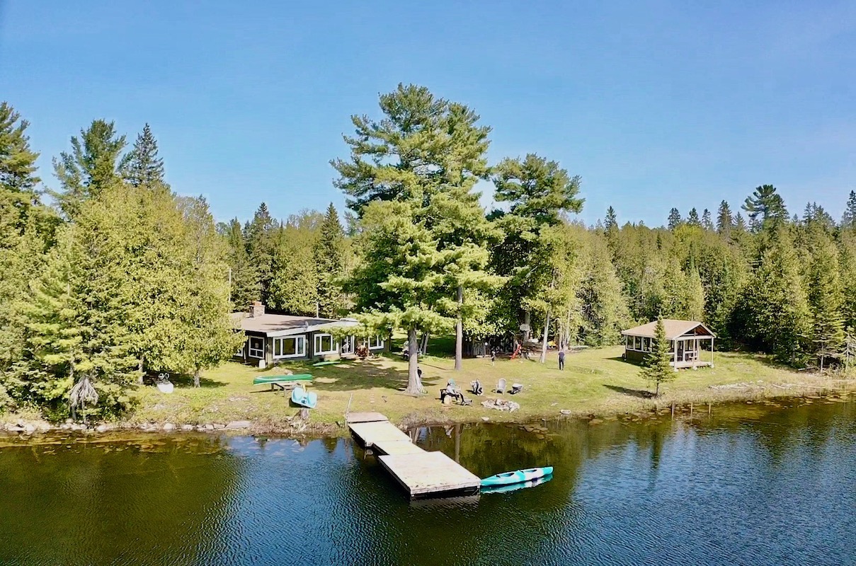 Lakeview Retreat By Four Mile Lake Kawartha Cottage Vacations