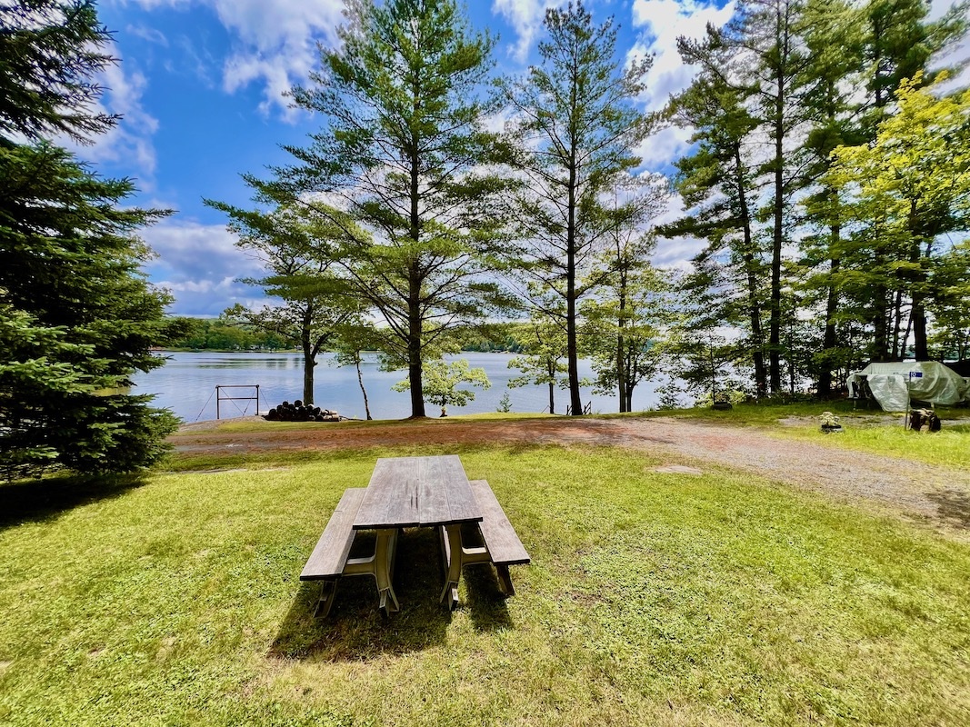 WesFranOl Cottage on Three Mile Lake in Muskoka Kawartha Cottage