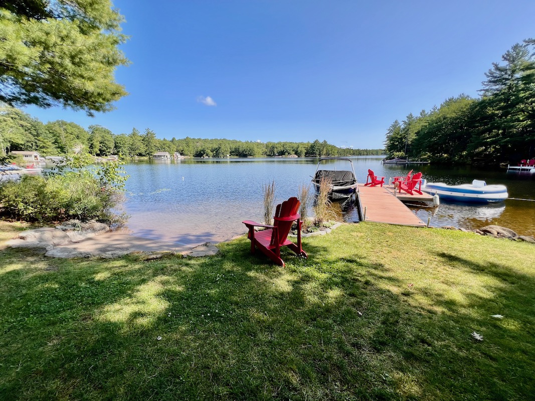 Serenity Bay Kasshabog Lake Retreat Kawartha Cottage Vacations