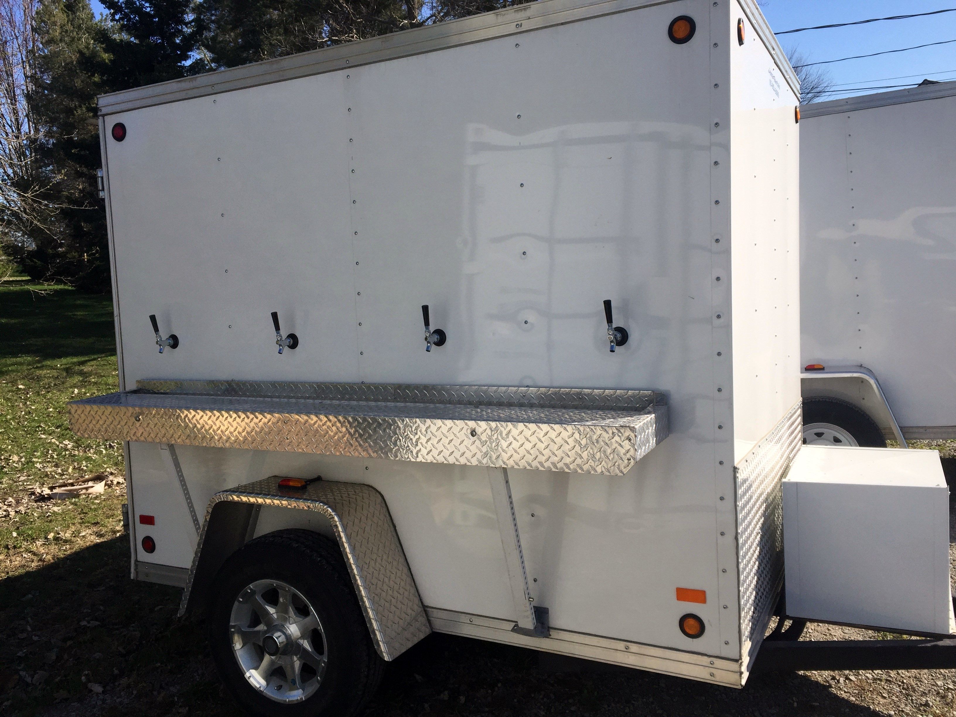 Keg Trailer Rental Portable Refrigerator Kawartha Lakes, Peterborough