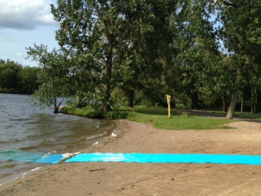 Accessibility mat installed at Beavermead Beach in Peterborough