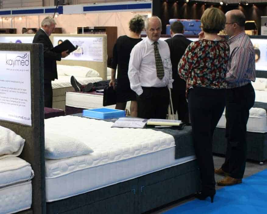 Bed Shops Should You Buy Online or Buy InStore?