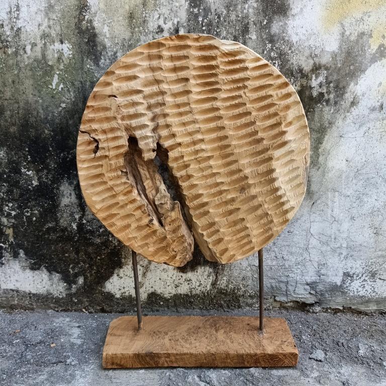 TEAK ROUND RUSTIC ON STAND 50 CM ST10 Kayuarte