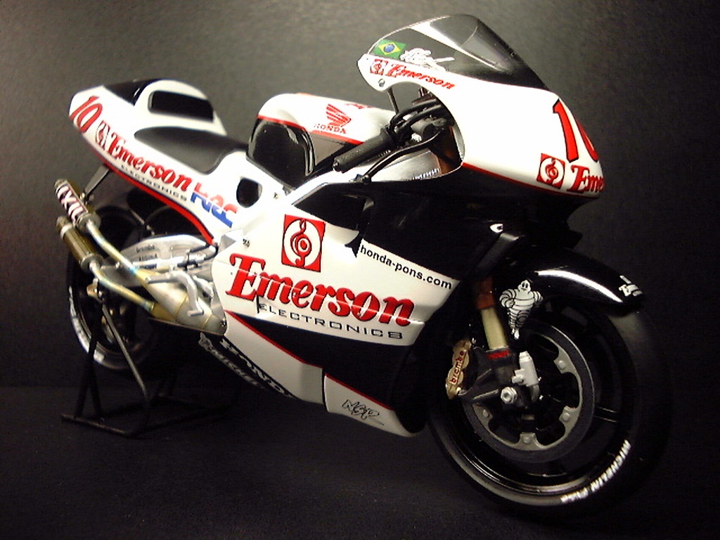 Emerson HONDA PONS NSR500'00