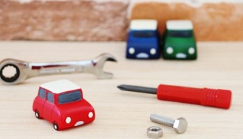 スバルフォレスター 中古購入の注意点 押さえたいポイントとは 家族車選びの旅