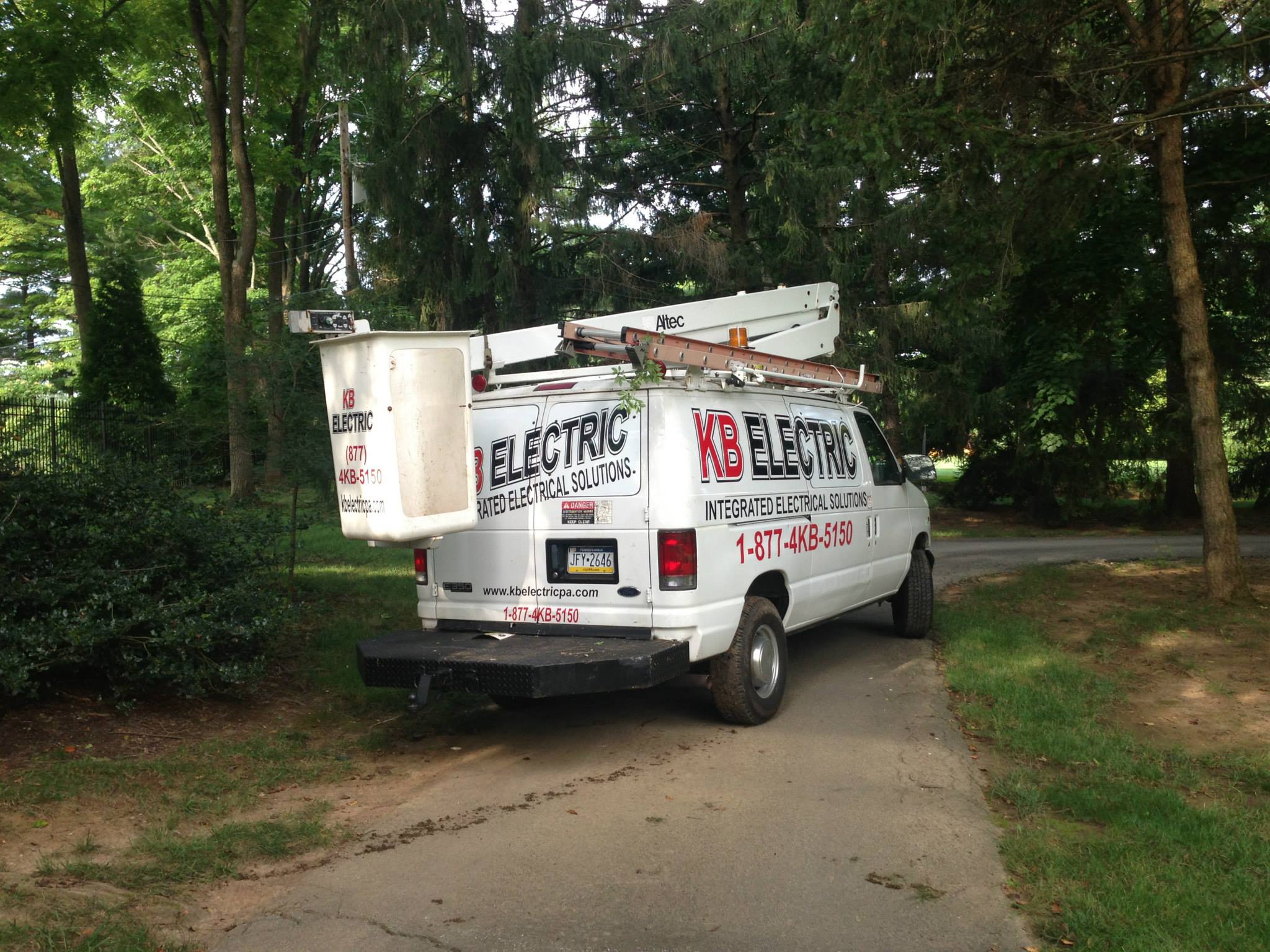 Bucket Truck Services Electrician Philadelphia Area
