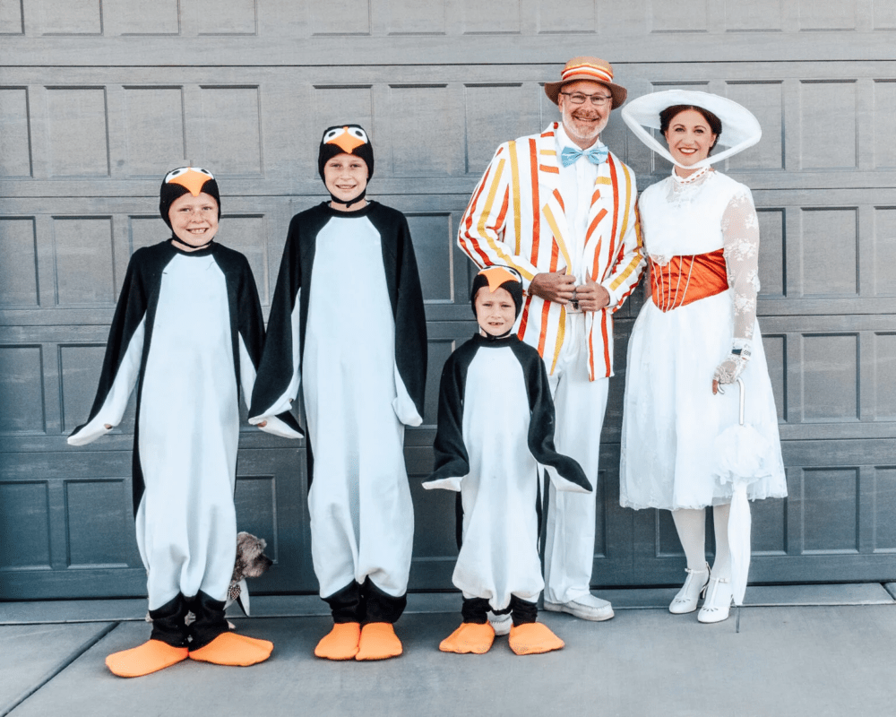 50 Family Halloween Costumes For Family Of 5