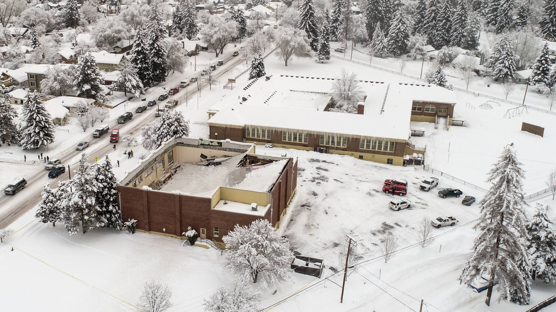 BendLa Pine Schools Immediately Close