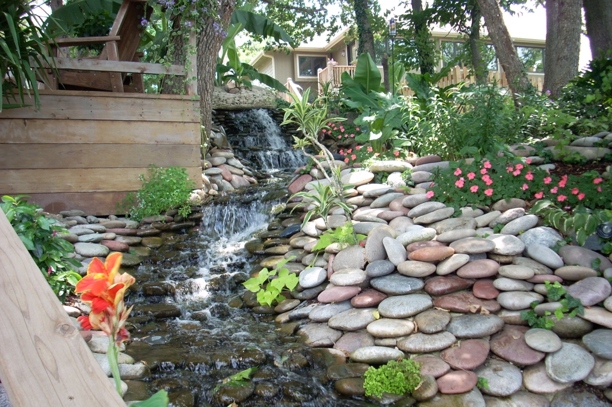 landscape lees summit mo Garden Gate Lawn & Landscape