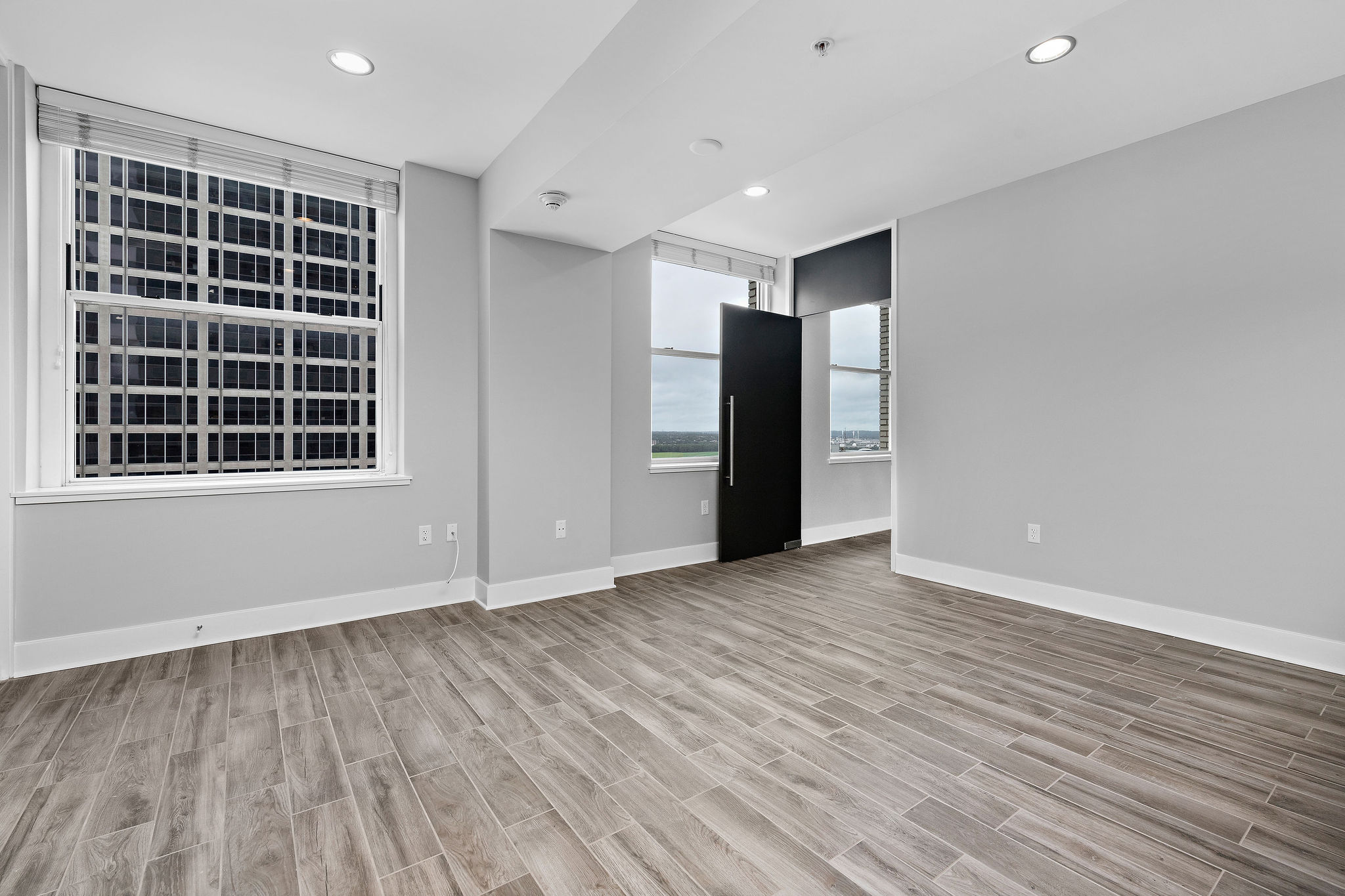 High Rise Urban City Apartments Downtown KCRivermarket Area KC