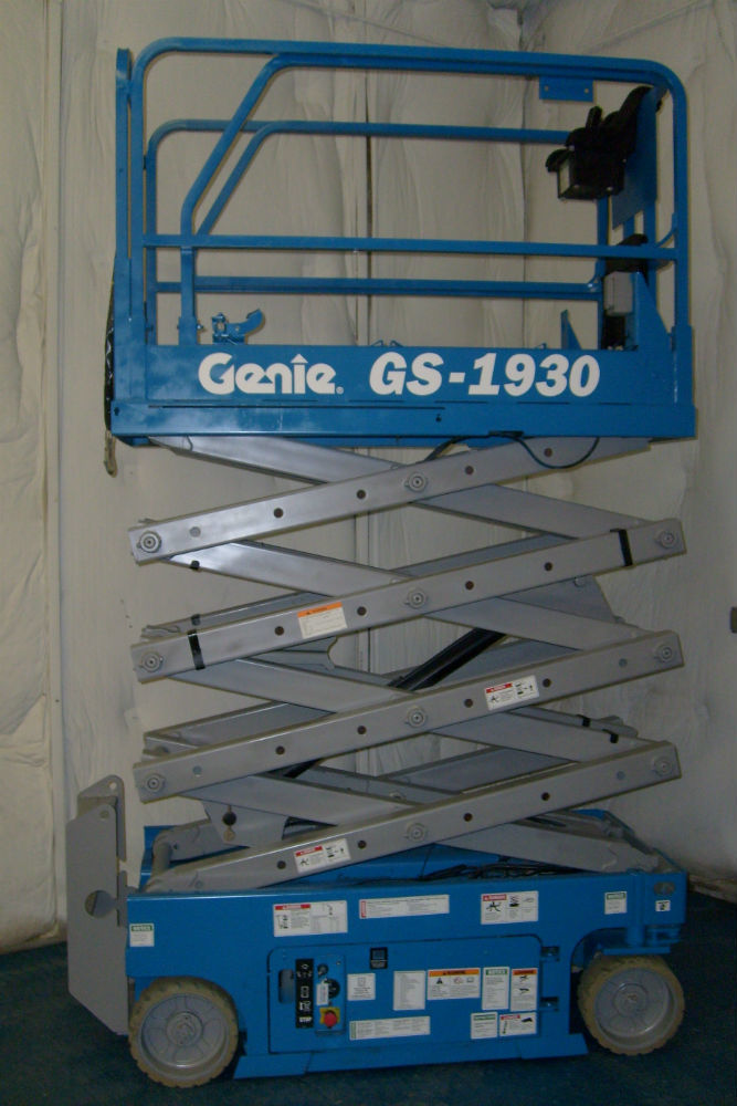 2014 Genie GS1930 Electric Scissor Lift KDR Equipment