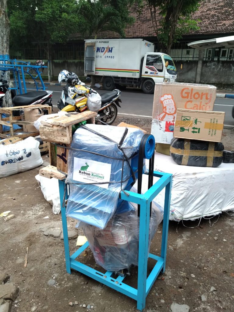 Jual Mesin Selep Gabah / Padi Jadi Beras Kebun Kelinci