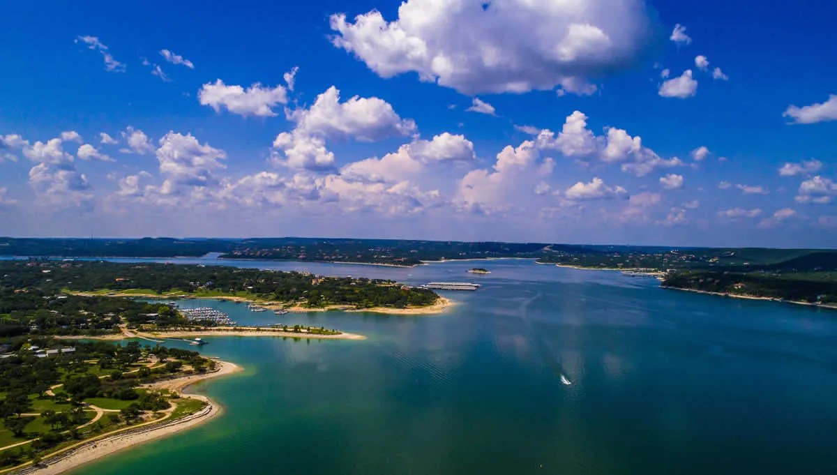 BOAT RENTALS ON LAKE TRAVIS Austin Boat Rental Lake Travis Party