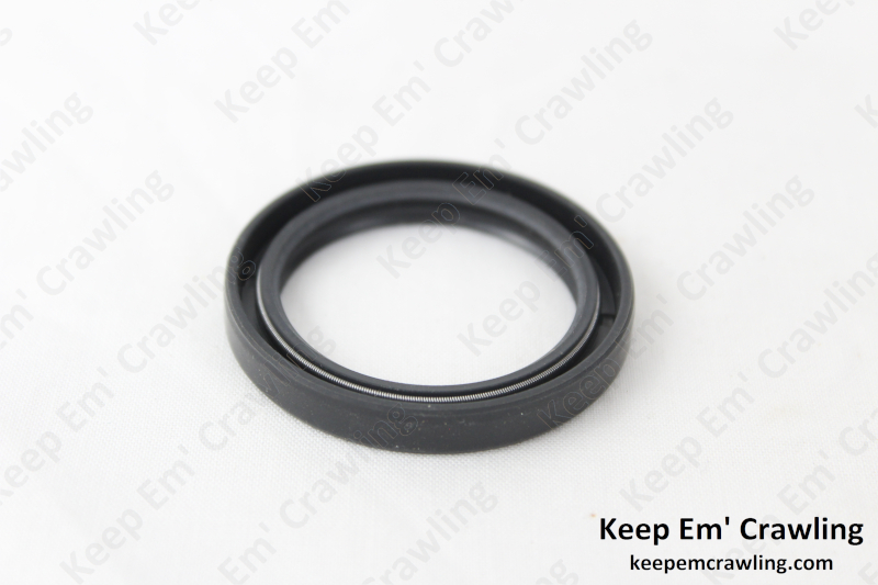 AT15561 Drive Shaft seal Keep 'Em Crawling