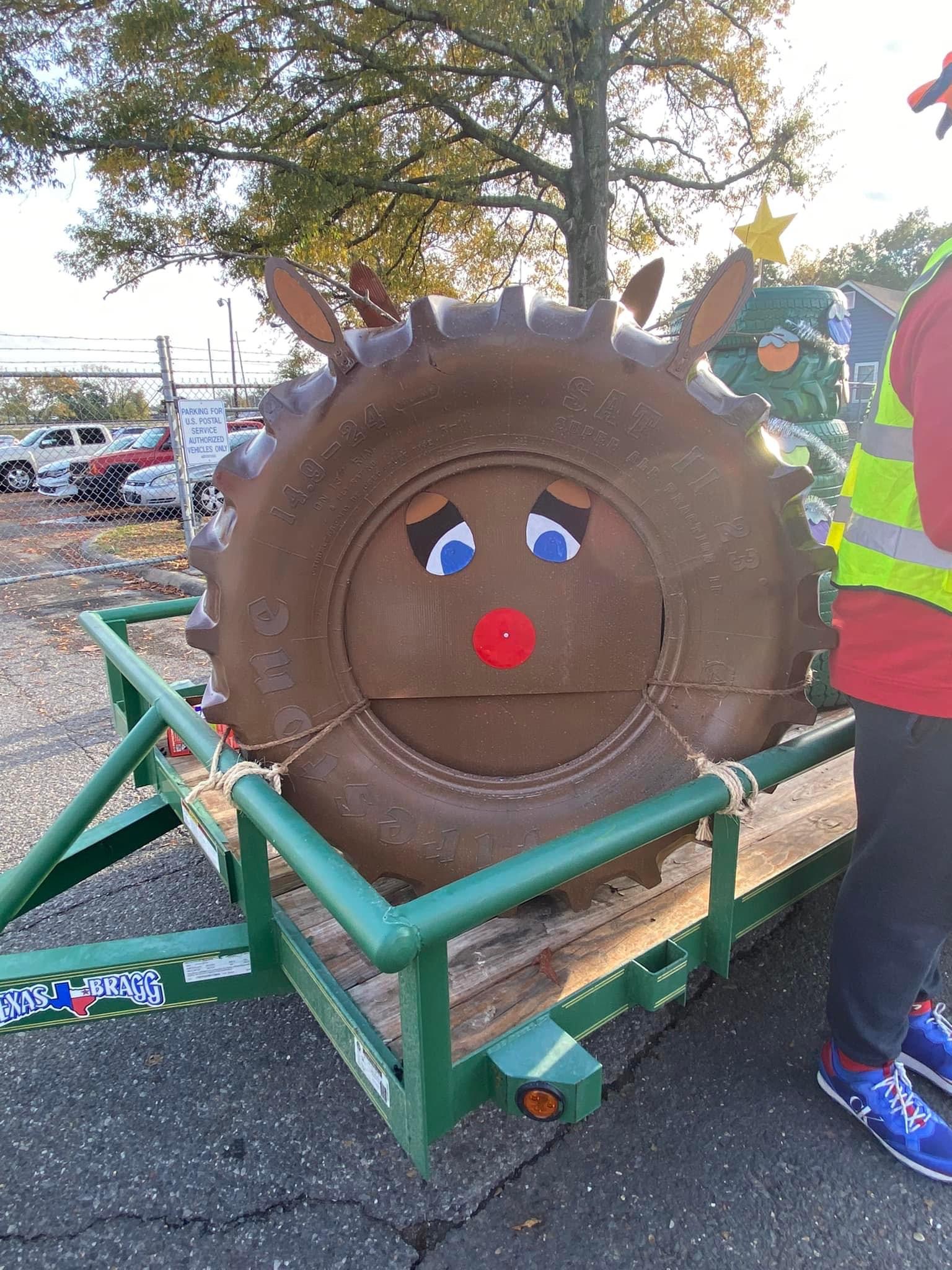 Ouachita Green Volunteers Get in the Spirit at the Calhoun Christmas Parade Keep Louisiana