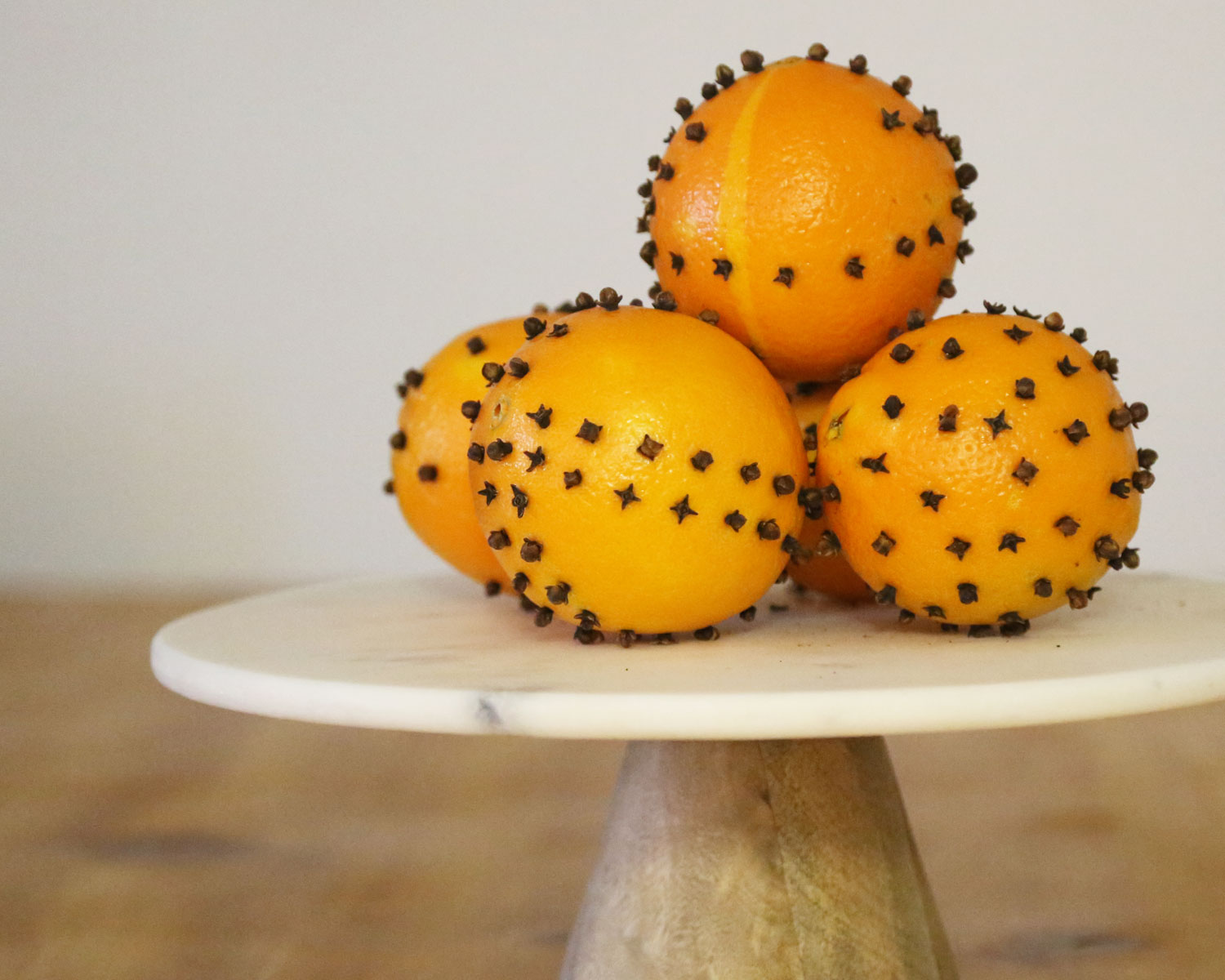 Cloves + Oranges keep On Makin On