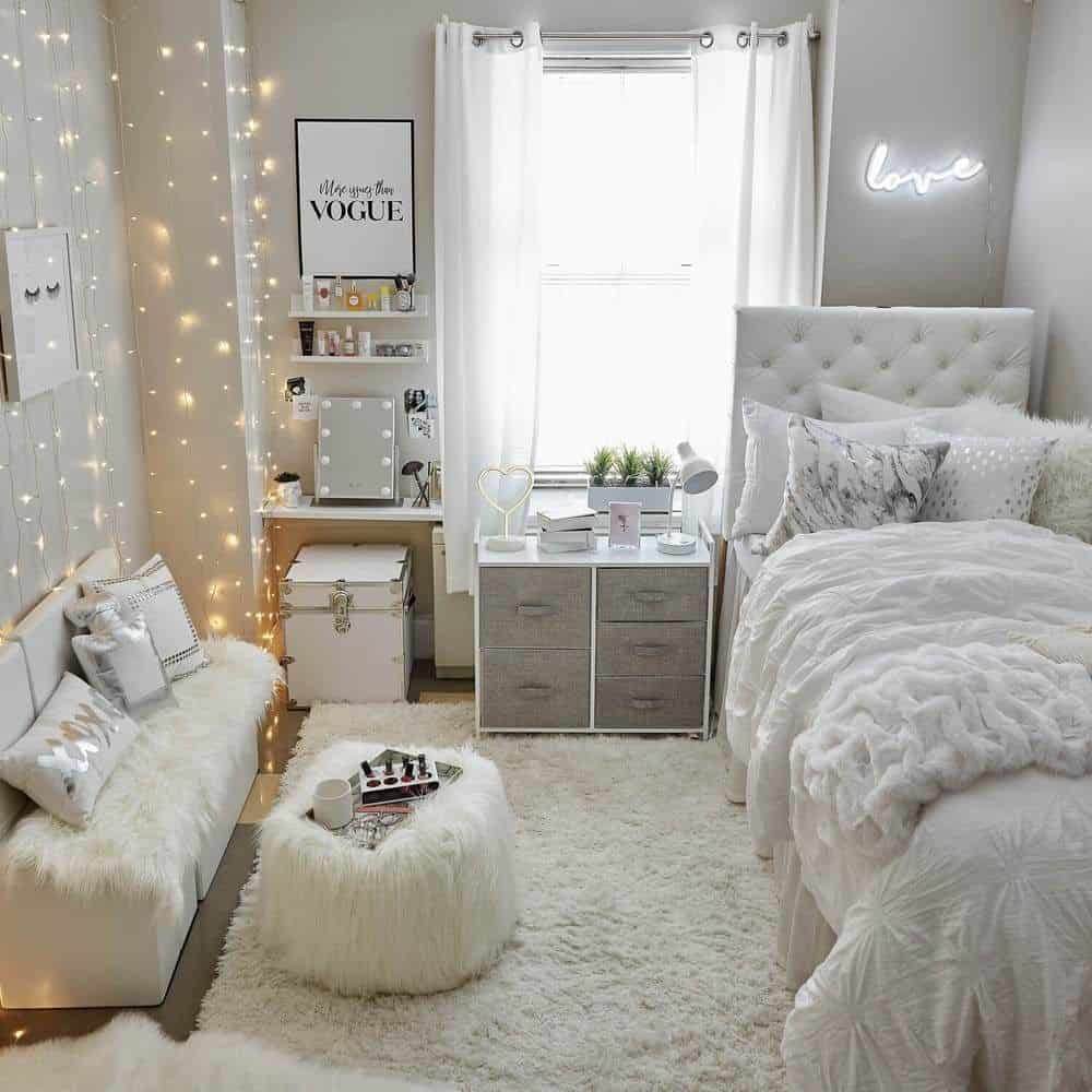 40+ Girls Bedroom Ideas With An Awesome Play Space