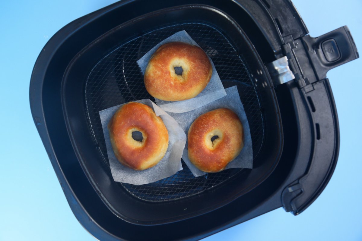 Can You Put Parchment Paper In An Air Fryer? InDepth Guide