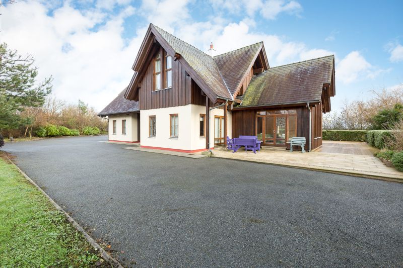 Larchwood Lodge, Pembrokestown, Duncormick, Co. Wexford Kehoe & Assoc