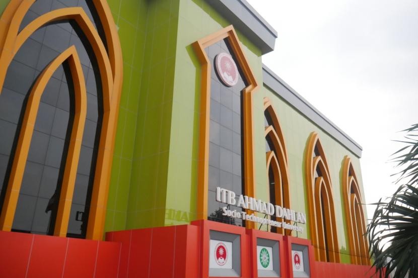 Biaya Kuliah 2022 S2 Institut Teknologi Dan Bisnis Ahmad Dahlan (ITB