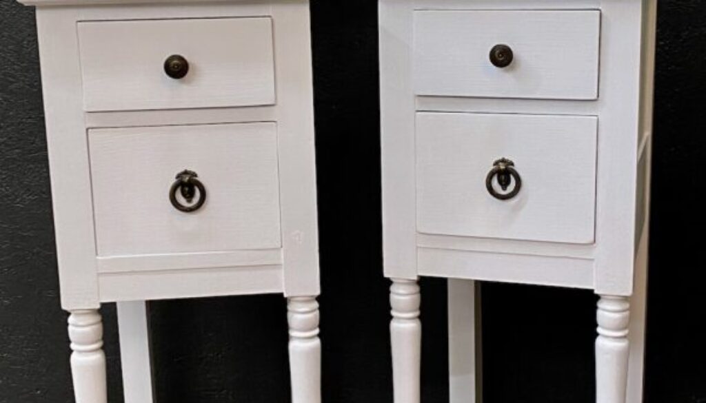 Vanity Turned Pair Nightstands