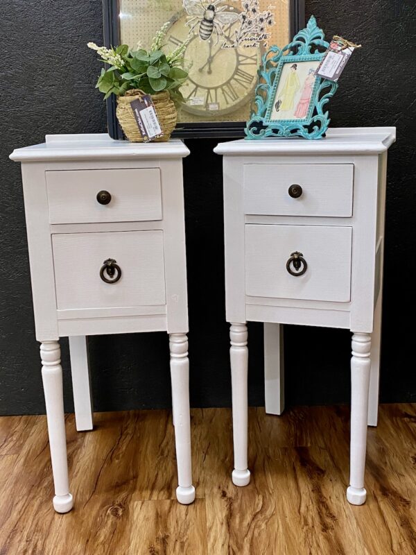 Vanity Turned Pair Nightstands