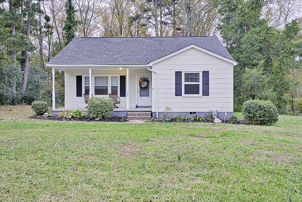 319 Lanham St, Greenwood, SC, 29649