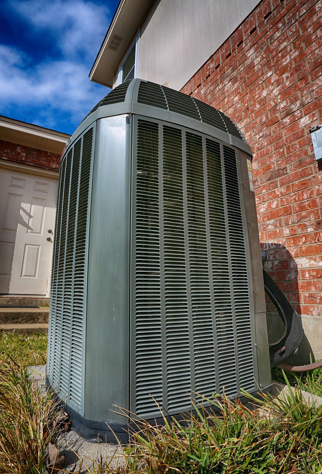 Keep your HVAC in tip top shape by doing these top 5 fall maintenance tips