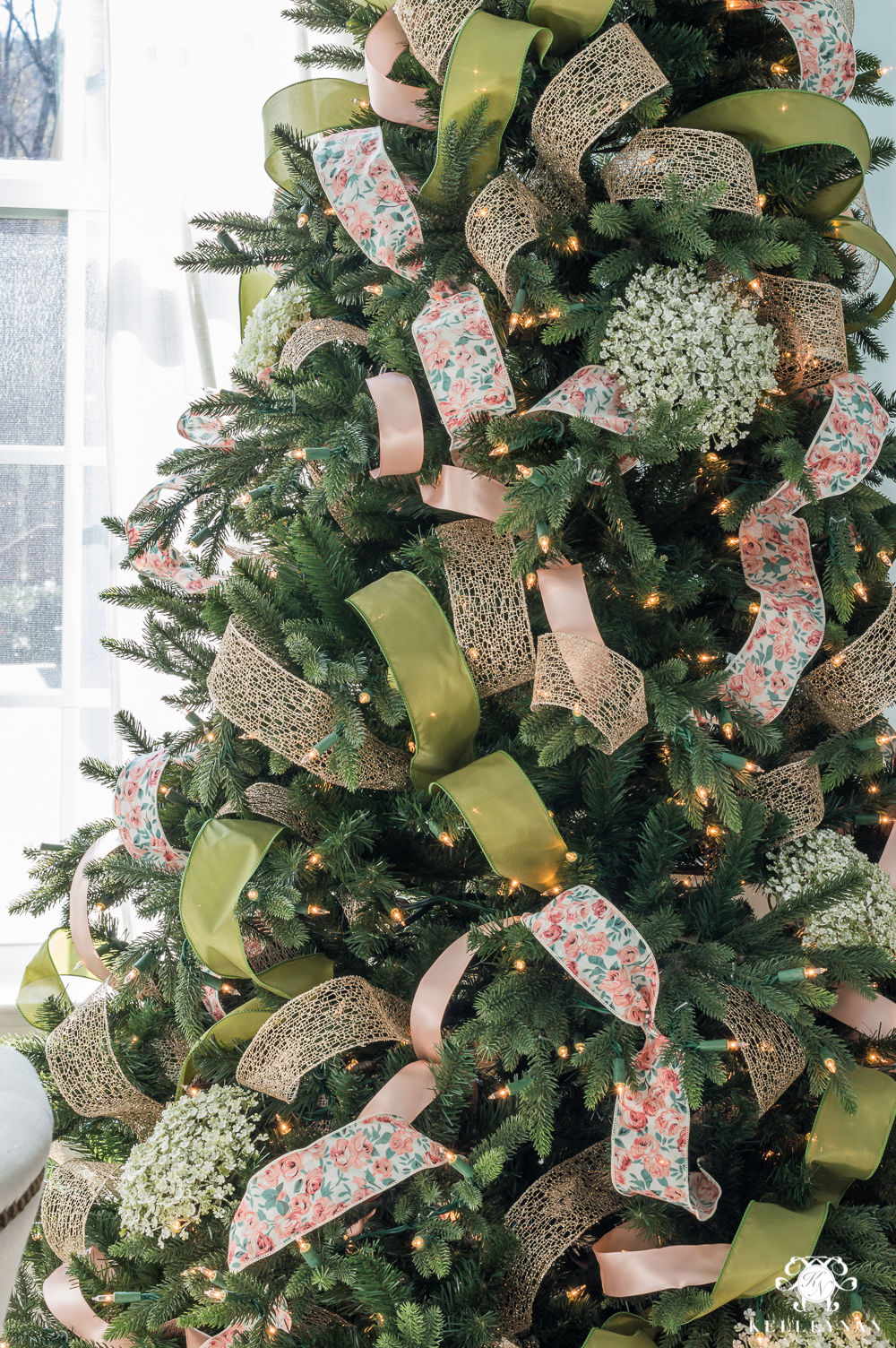 How to Decorate a Christmas Tree with Ribbon Kelley Nan