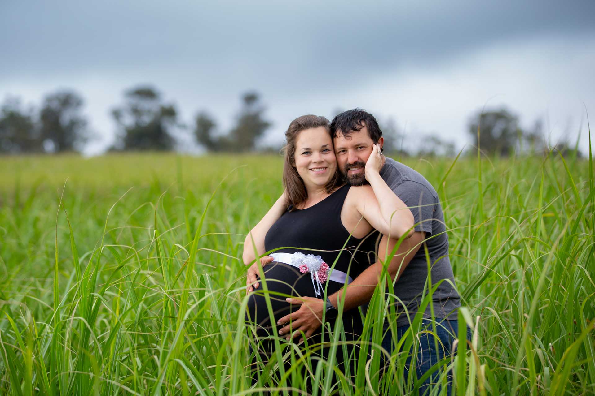 Maternity Shoot on the Farm with the Mosterts Kelly Davis Photography