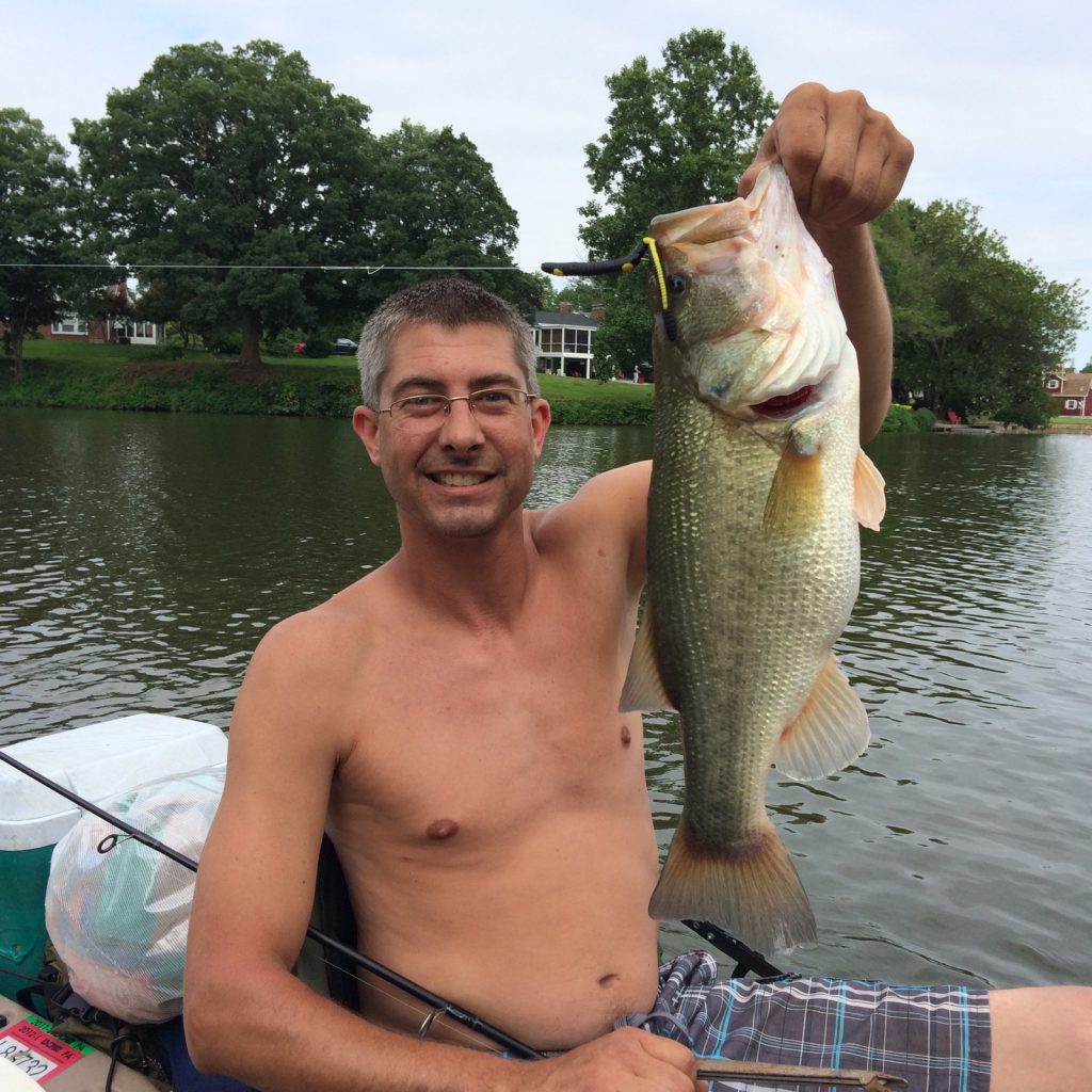 Kellys Scented Worms Plastic PreRigged Worms Bass Fishing Lures Plastic Worm